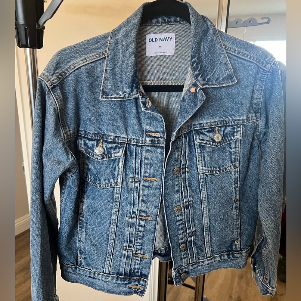 Old navy denim jacket size xs